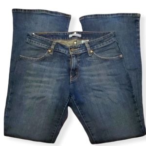 Levi's 537👖Low Rise Flare Jeans, size 6M